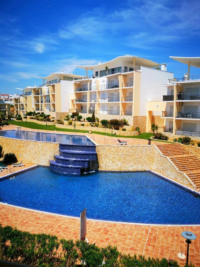 Апартаменты Sea View Penthouse In Албуфейра Экстерьер фото